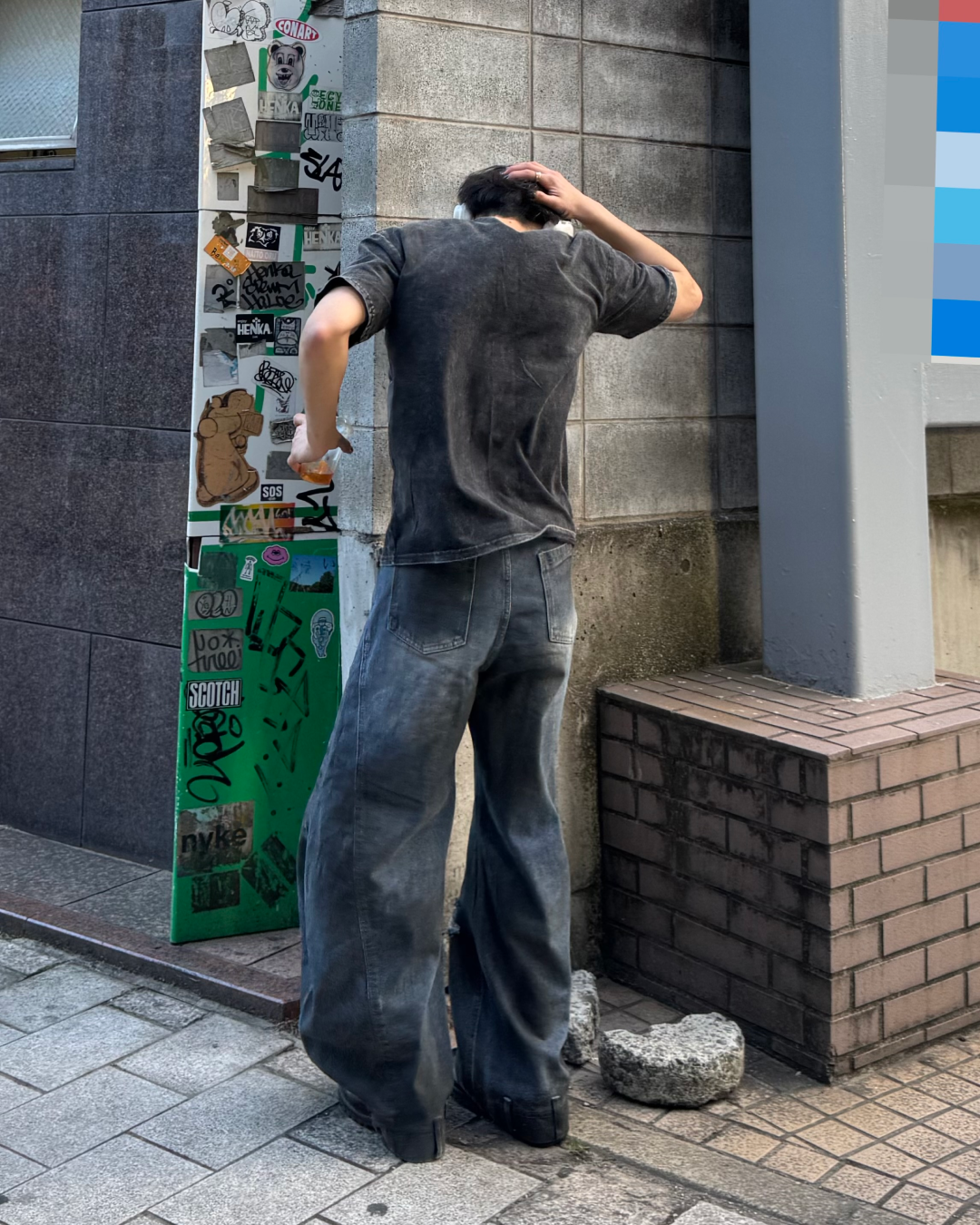 アップサイドダウンダメージウォッシュバルーンデニム TO0193