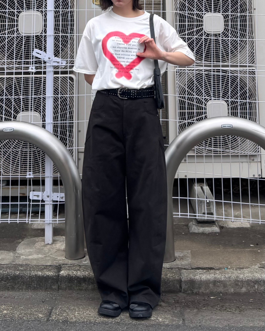 レタリングハートプリントTシャツ TO1081