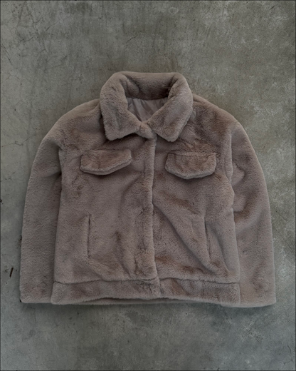 ユニセックスボリュームファーショートブルゾン TO1676