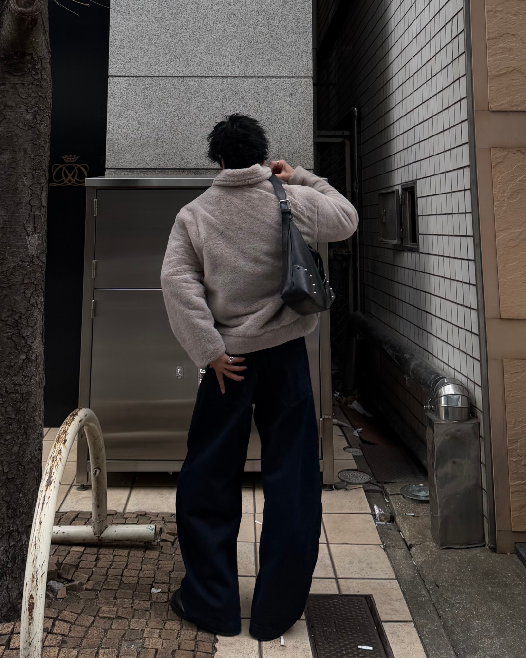 ユニセックスボリュームファーショートブルゾン TO1676