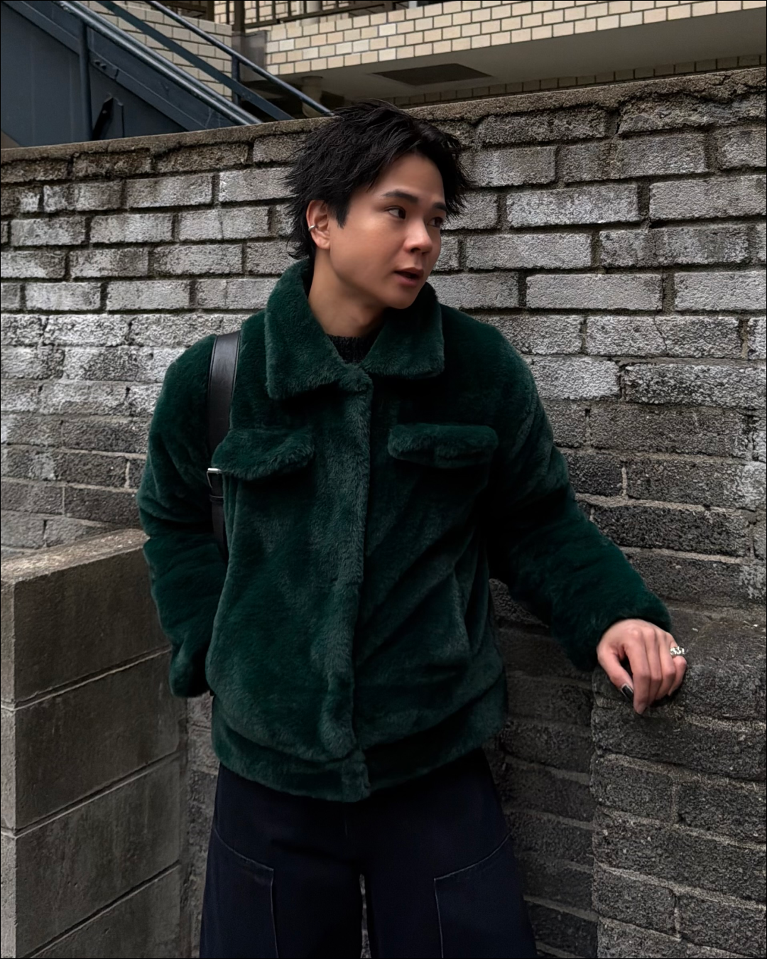 ユニセックスボリュームファーショートブルゾン TO1676