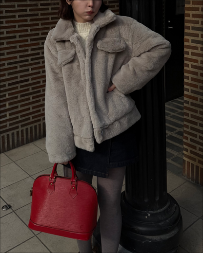 ユニセックスボリュームファーショートブルゾン TO1676