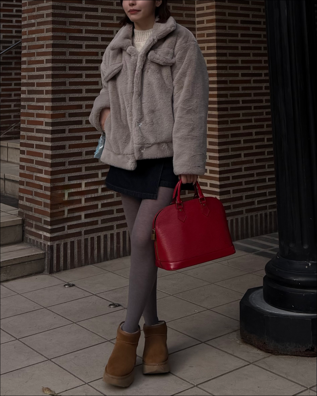 ユニセックスボリュームファーショートブルゾン TO1676