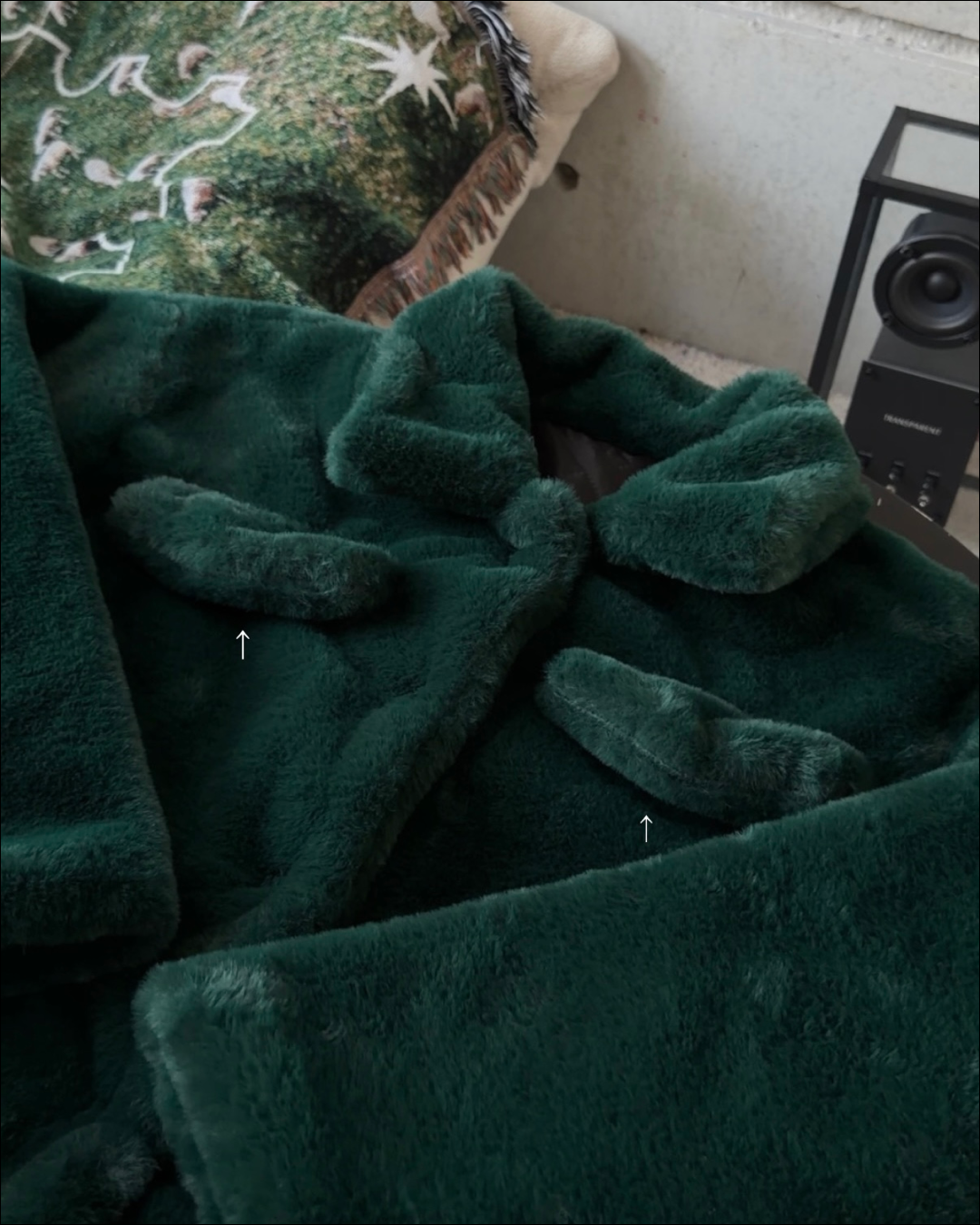 ユニセックスボリュームファーショートブルゾン TO1676