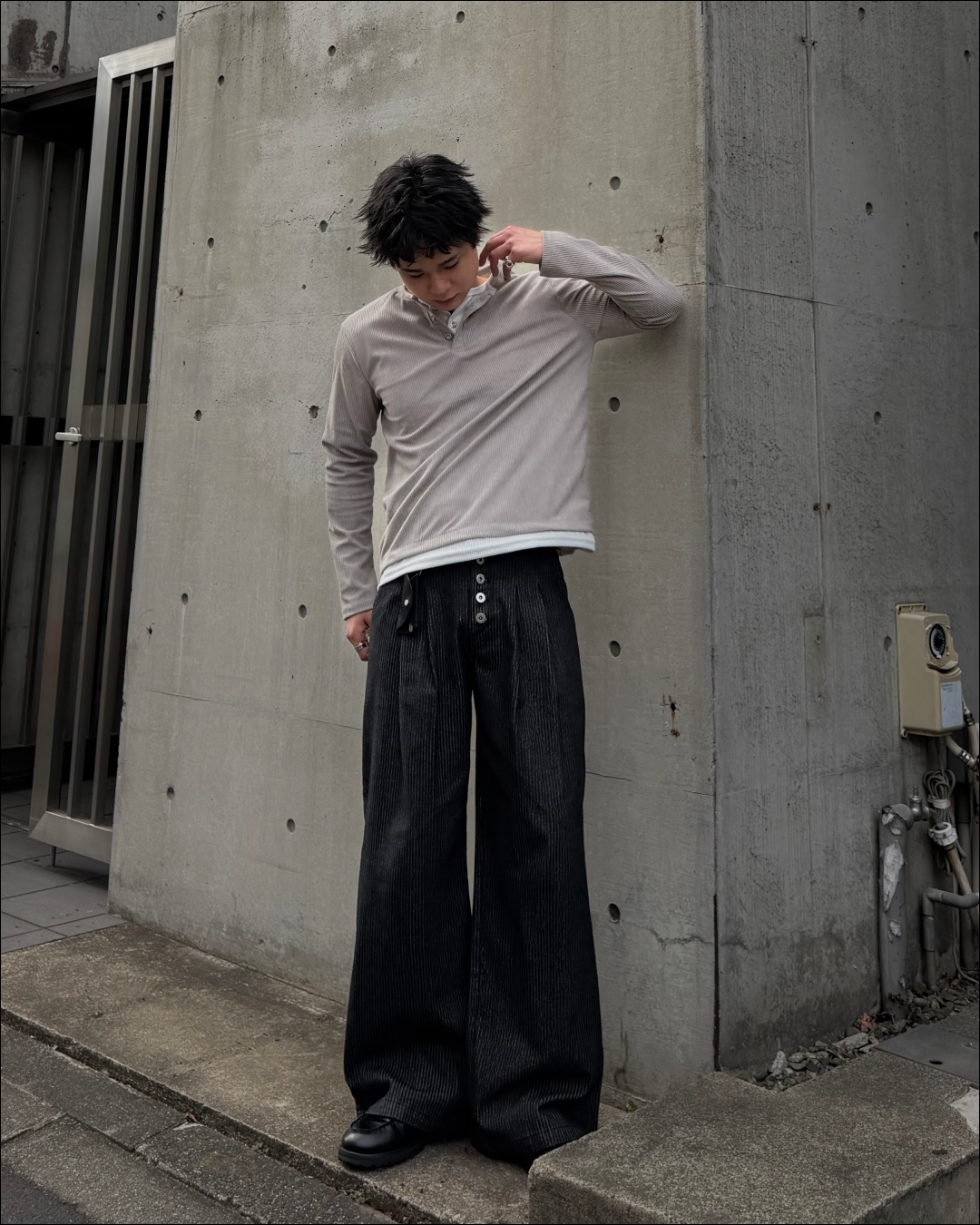 80s スラックス　ストライプ　ワイドスラックス　ロケットタロン　2タック　黒 2タックストライプワイドデニムスラックス TO1823 – YOLO（ヨロ