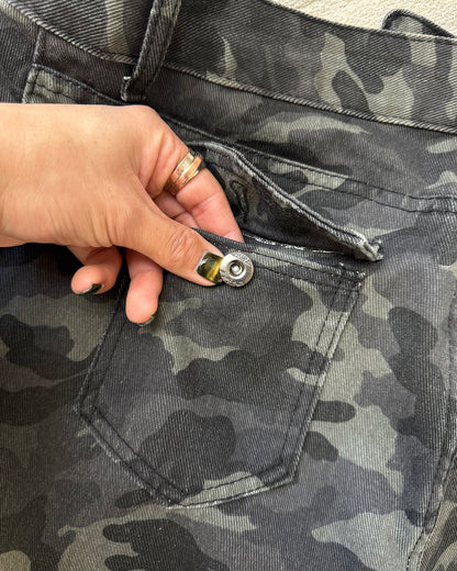 ライトオンスカモフラバギーデニム TO4001