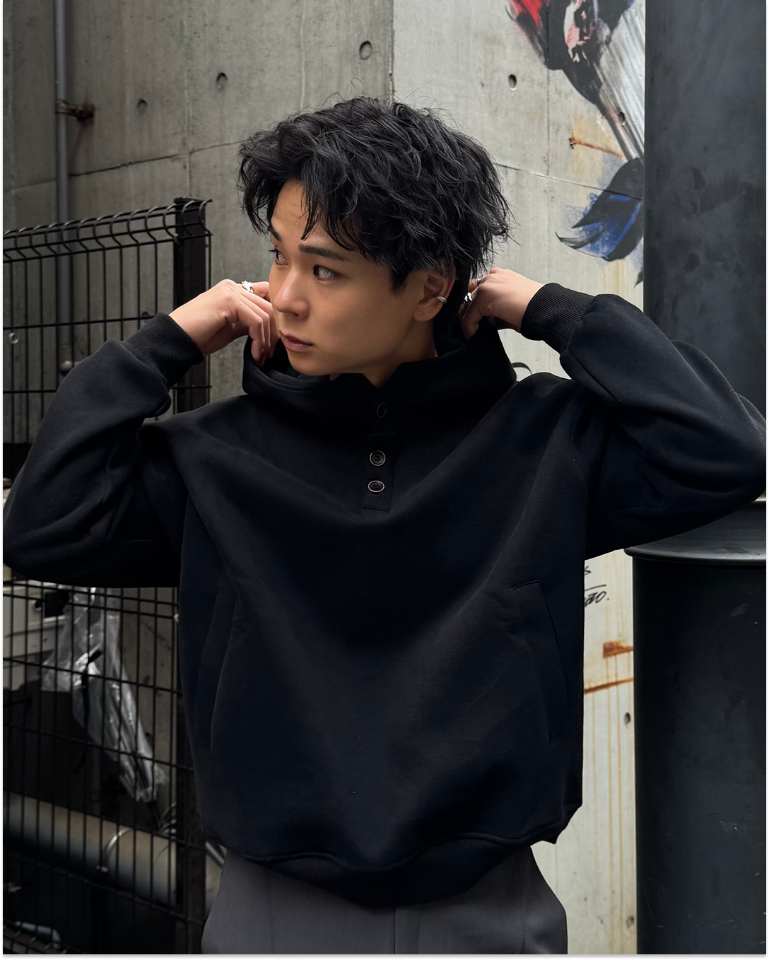 【即納】ボタンフーディー TO5000