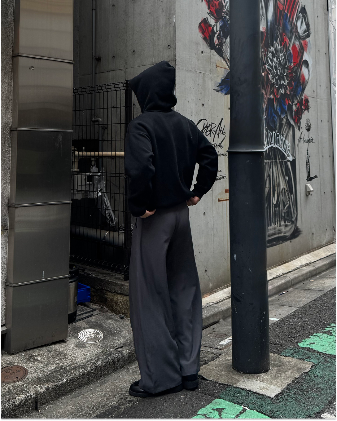 【即納】ボタンフーディー TO5000