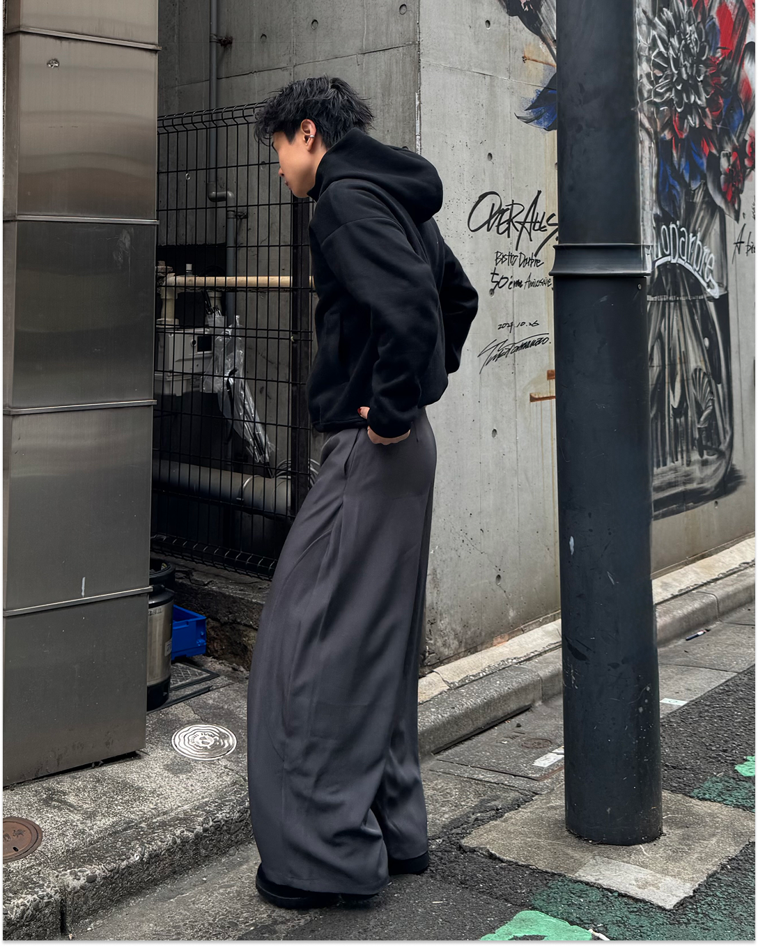 【即納】ボタンフーディー TO5000