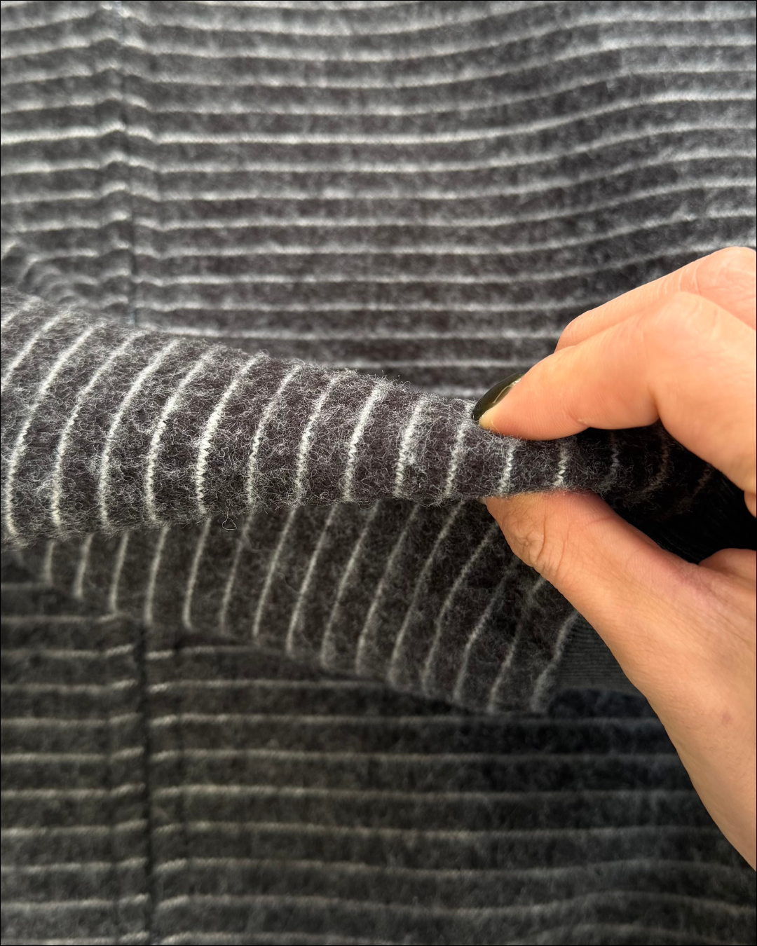 【即納】シャギーボーダーショートジップフーディー TO5058