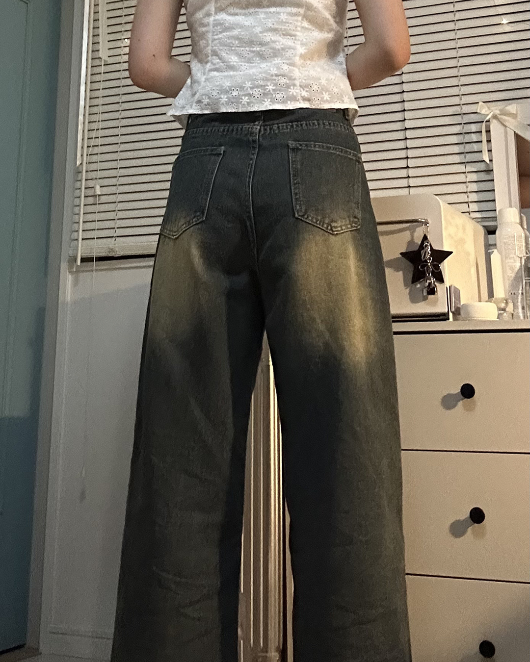 ハイウエストワイドレッグレトロデニムパンツ
TT0077