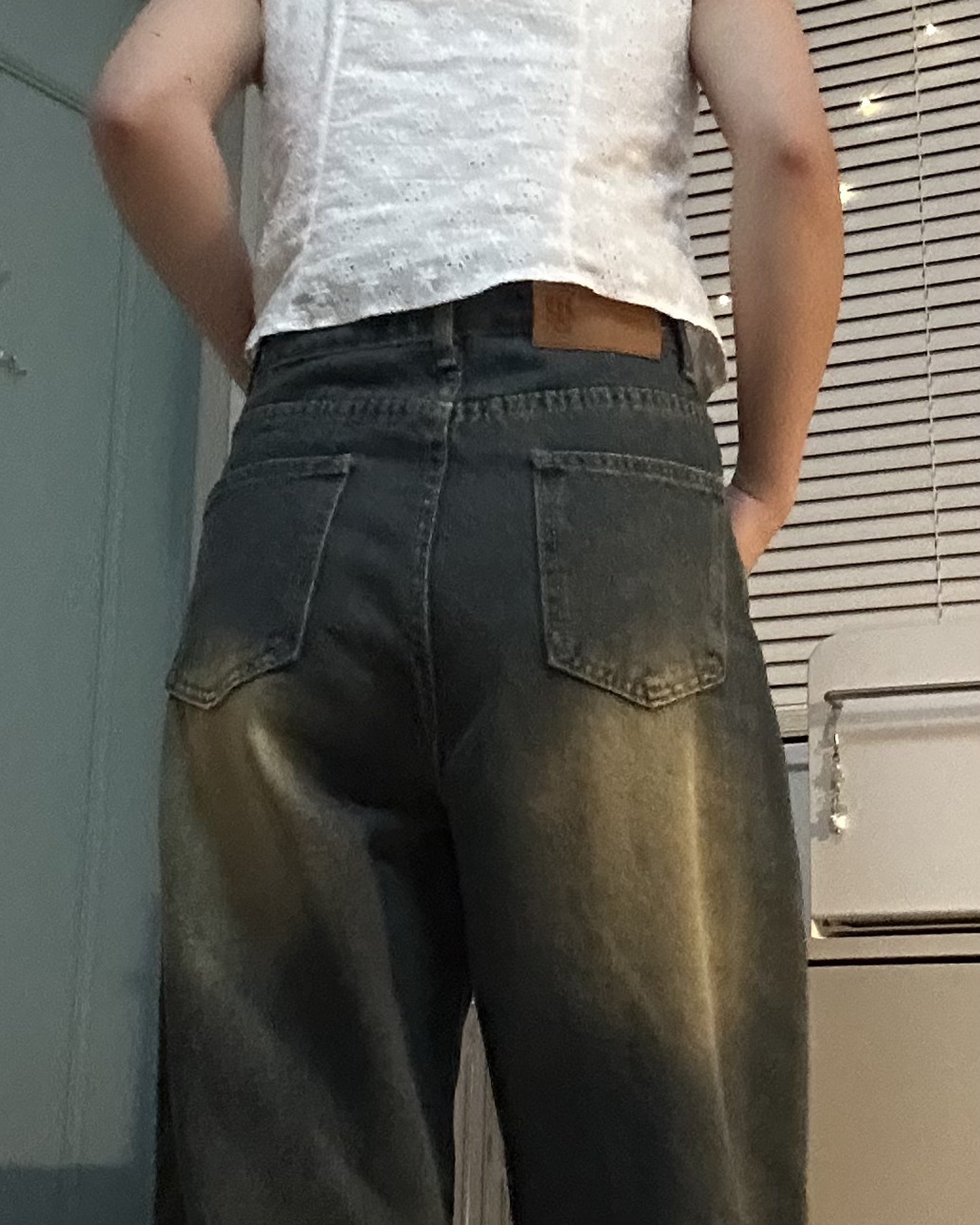 ハイウエストワイドレッグレトロデニムパンツ
TT0077
