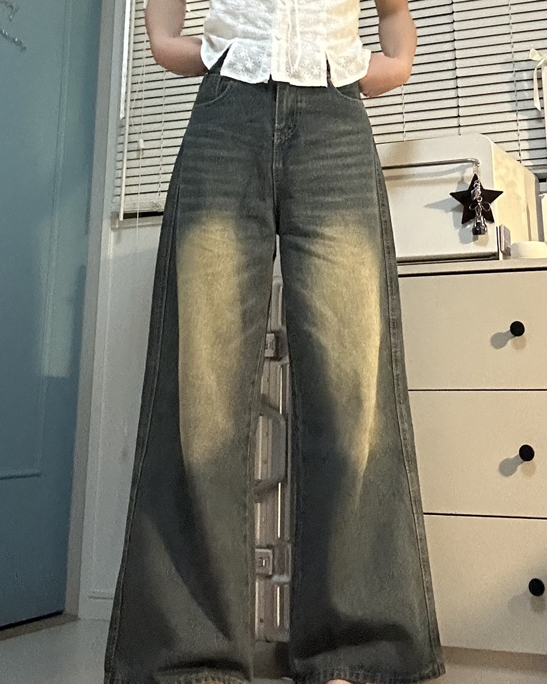 ハイウエストワイドレッグレトロデニムパンツ
TT0077