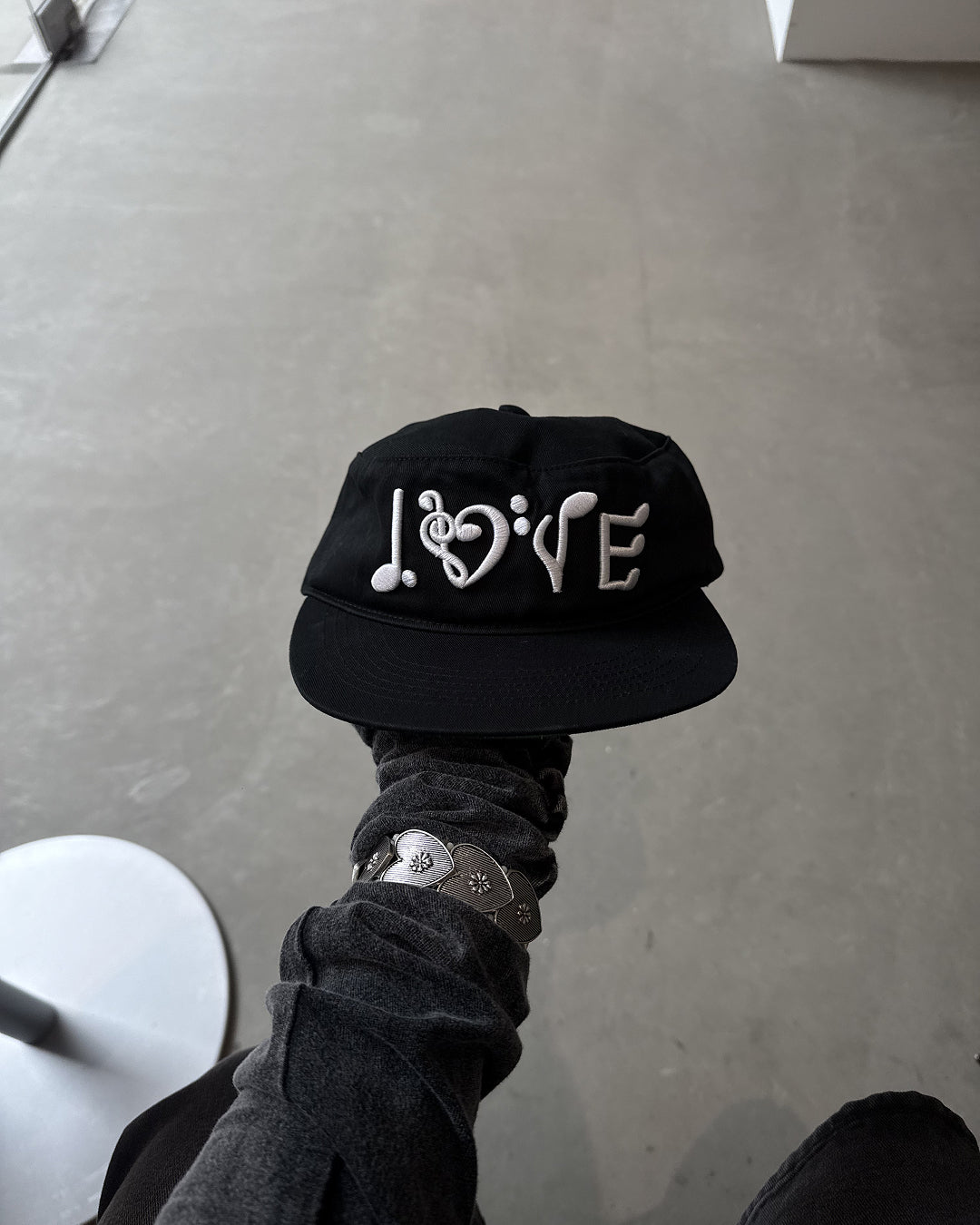 レトロ音符文字刺繍フラットキャップ UI0148