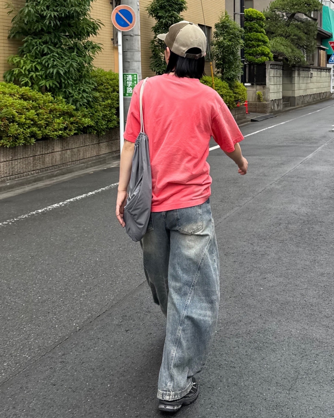 ヴィンテージウォッシュバルーンデニムパンツ UK0009 – YOLO