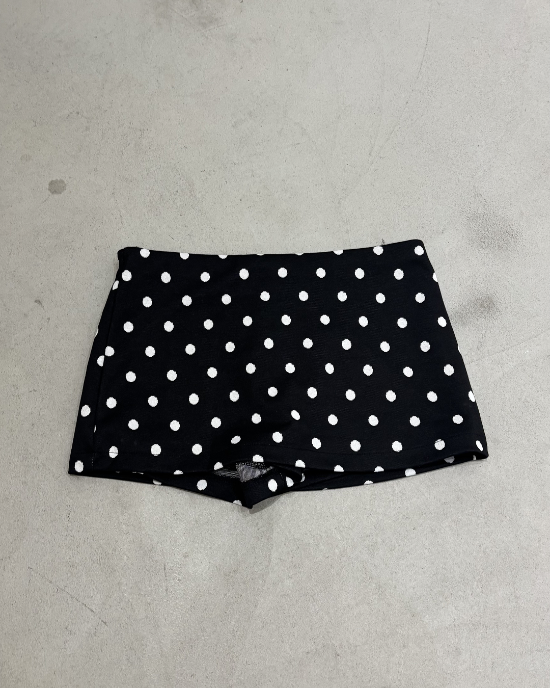 ドットデザインショートパンツ UN0014