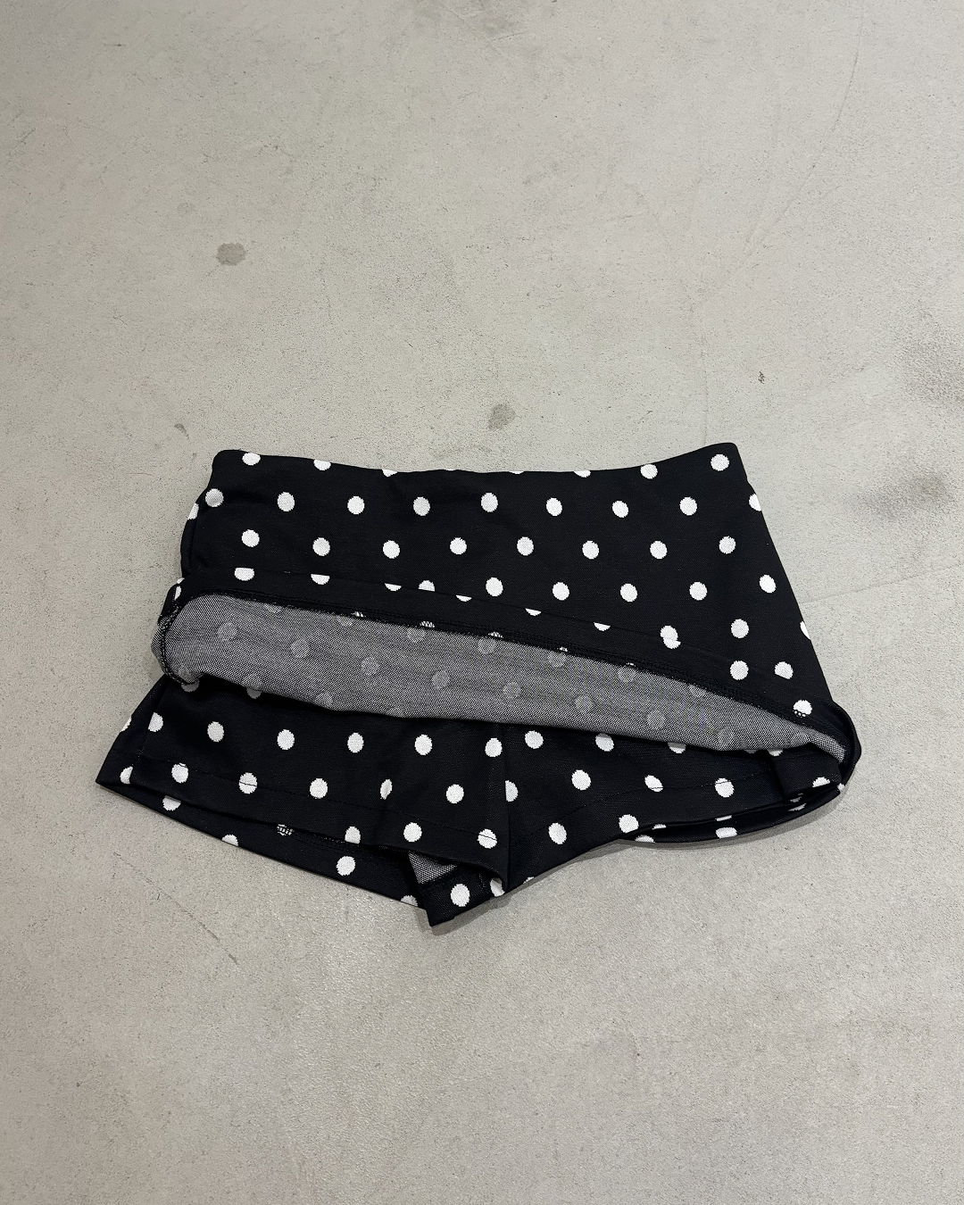 ドットデザインショートパンツ UN0014
