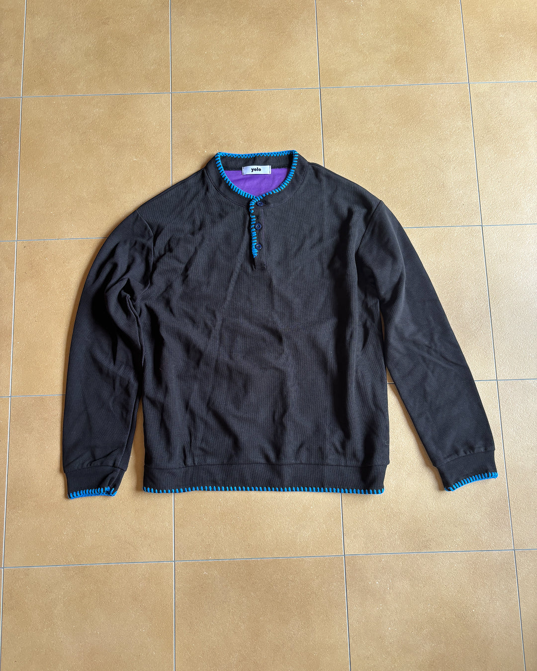 カラーステッチヘンリーネックロンT UU0084