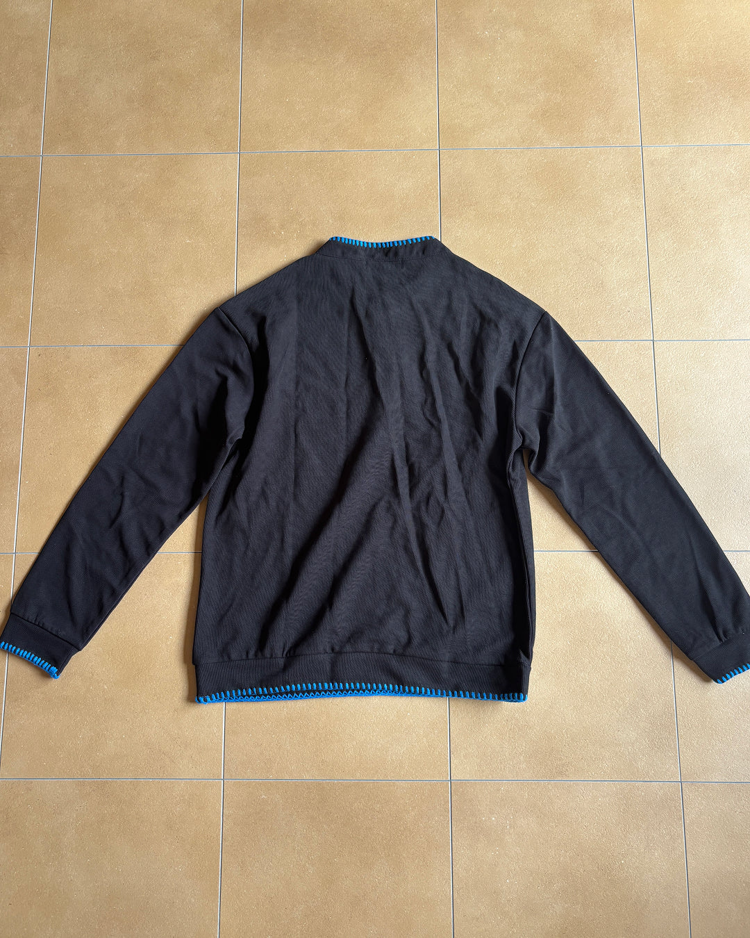 カラーステッチヘンリーネックロンT UU0084