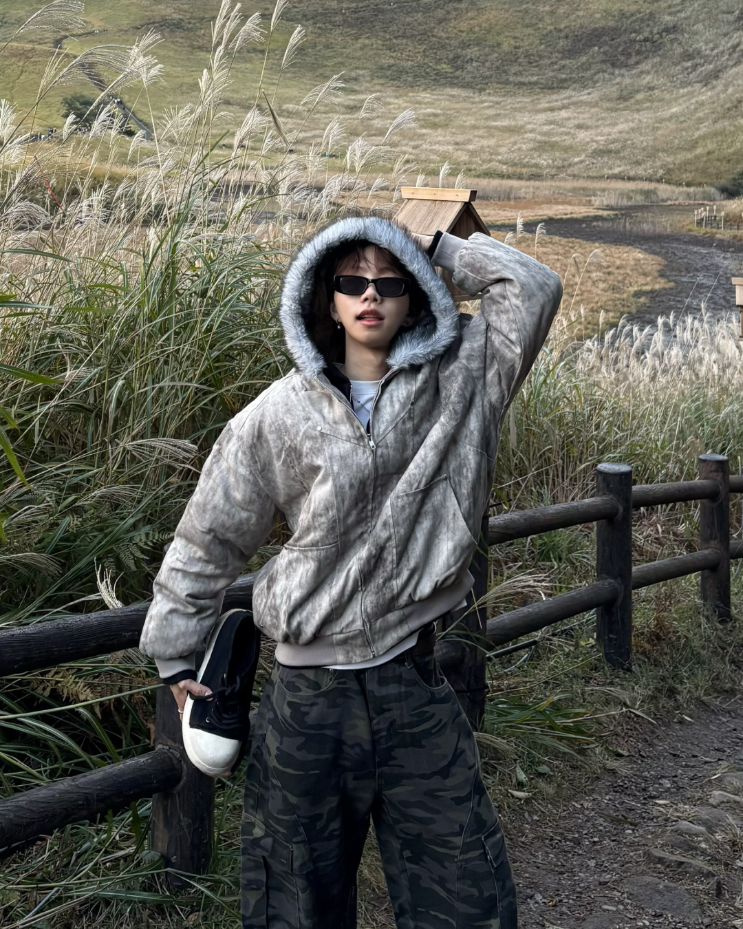 ウォッシュダメージファーフードジャケット WG0190