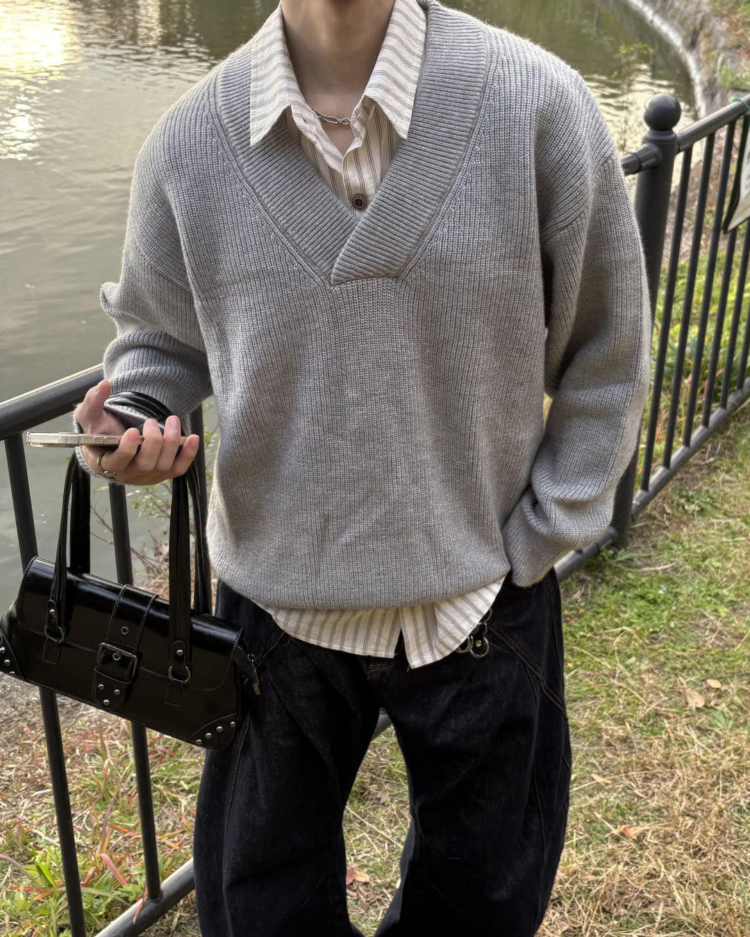 Vネックルーズニット WG0211