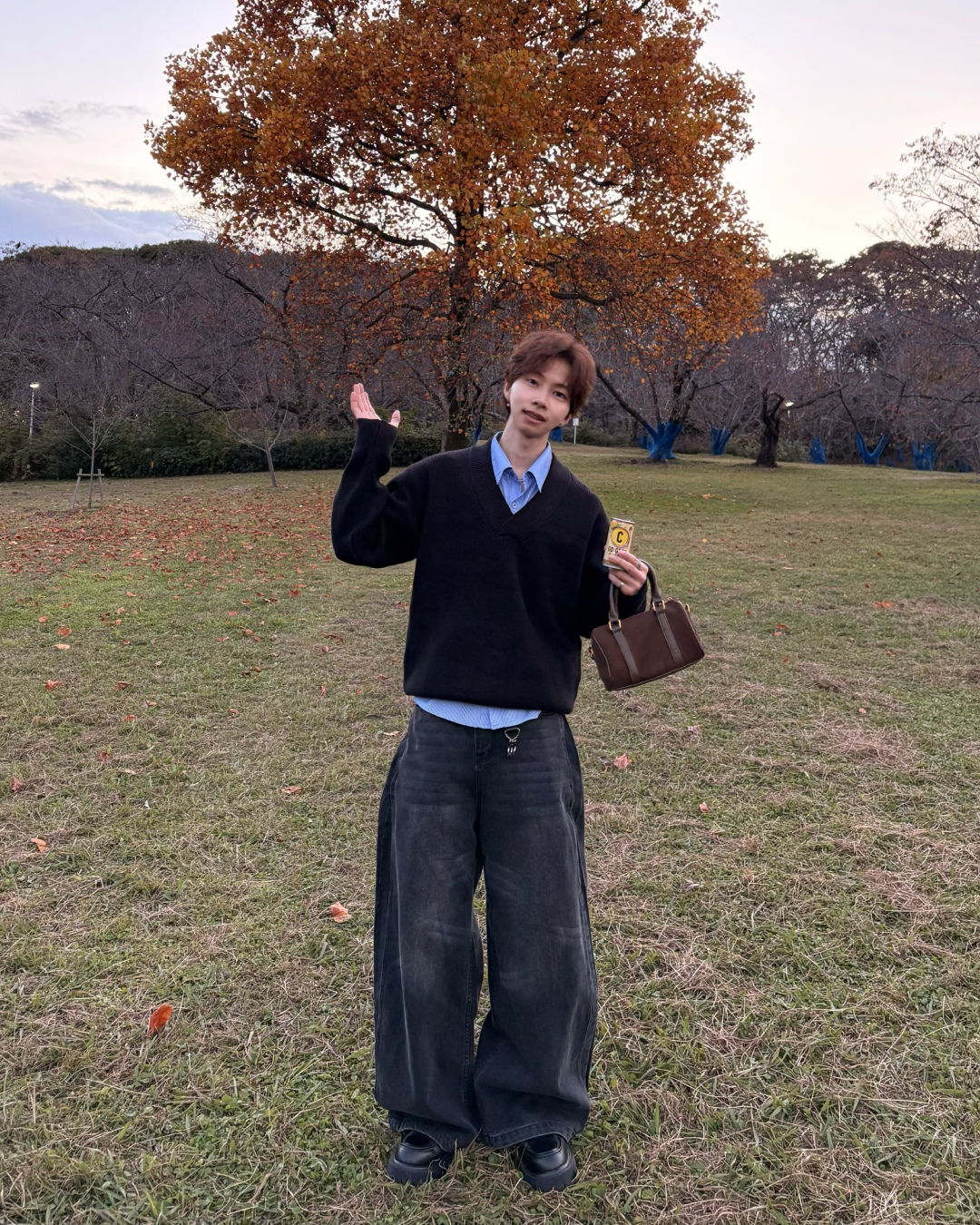 Vネックルーズニット WG0211