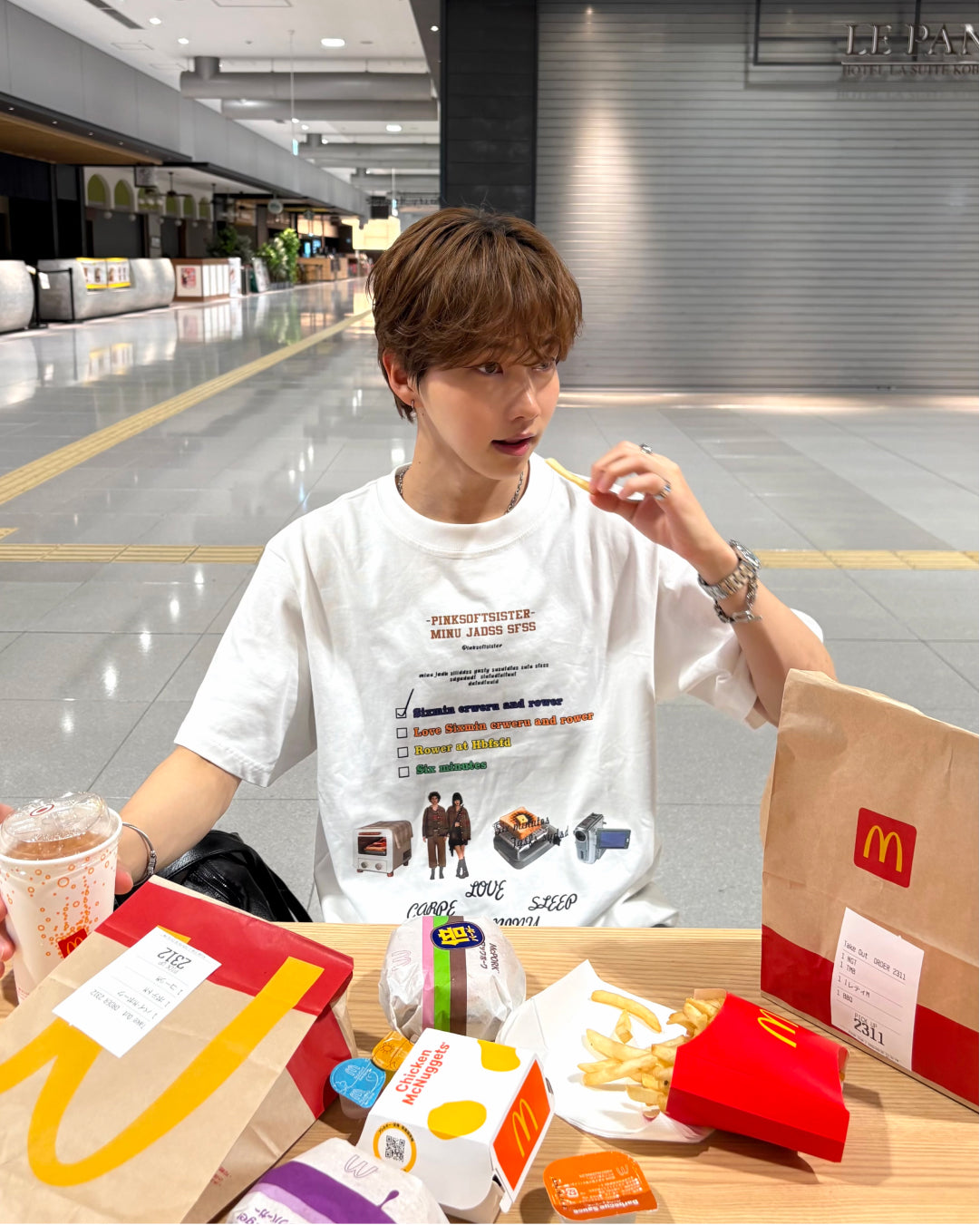マルチグラフィックTシャツ WG0393