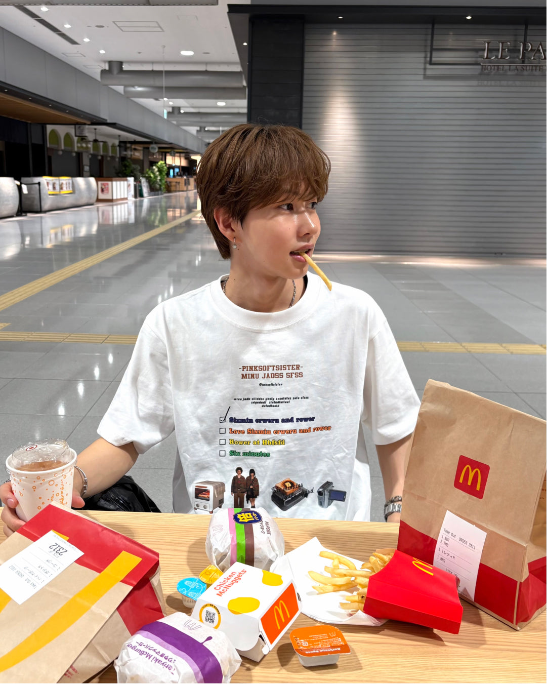 マルチグラフィックTシャツ WG0393