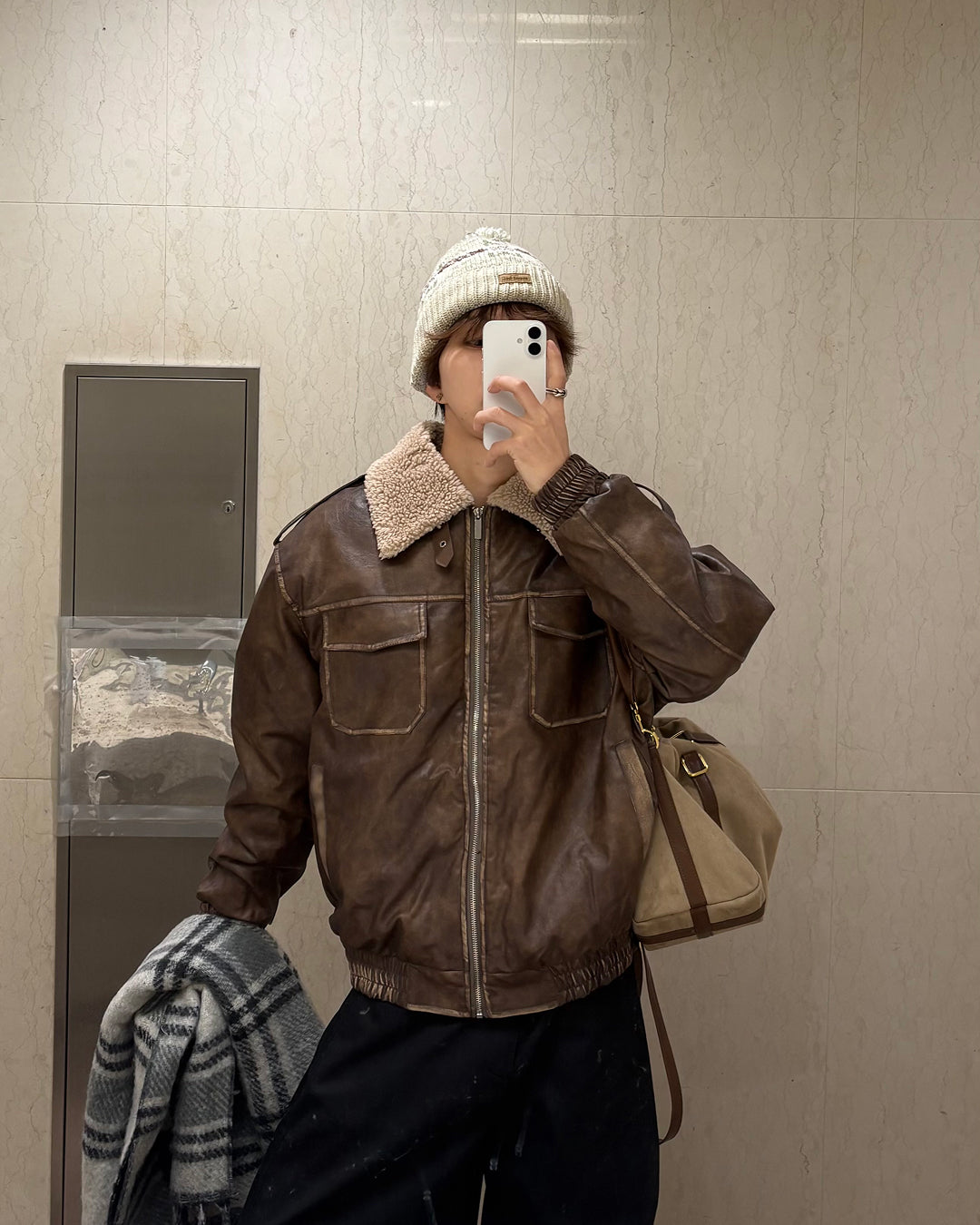 ボア襟PUレザーブルゾンジャケット
WG5017