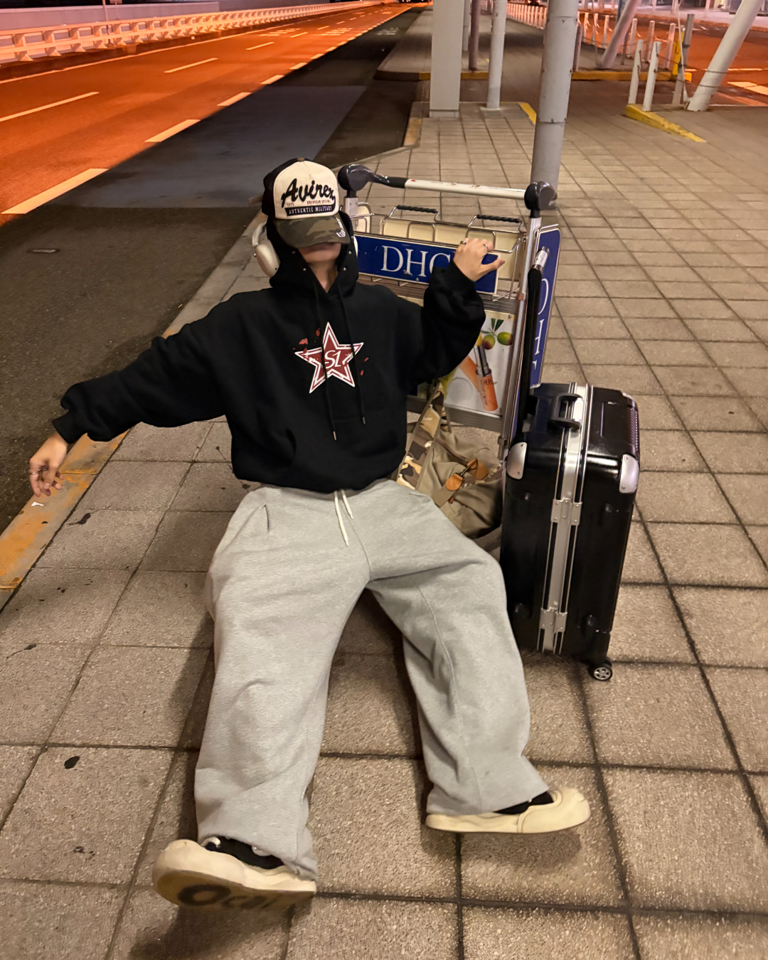 【11/25 19:00販売開始 オリジナル 即納】スタッズグラフィックデザインパーカー WG6000