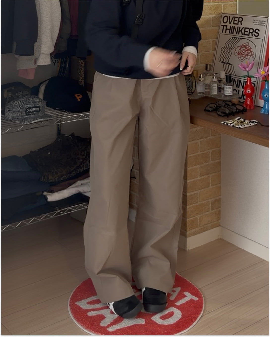 コットン混チノストレートパンツ Y1596 – YOLO（ヨロ）｜ファッション通販