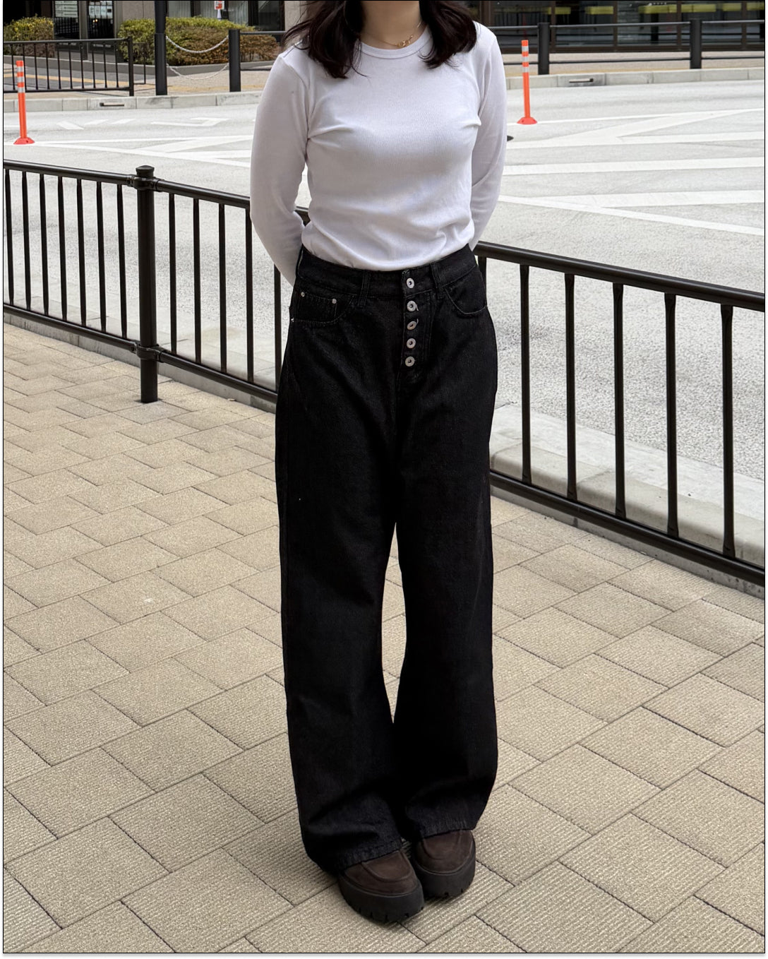 ボタンフライバルーンシルエットデニムパンツ
Y1732