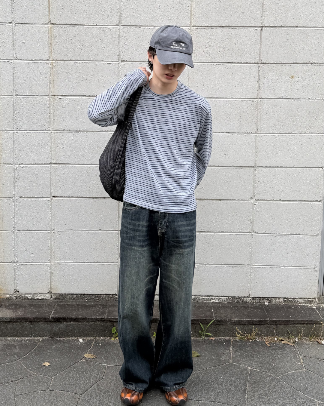 ボーダーラウンドネックカジュアルTシャツ YQ0008