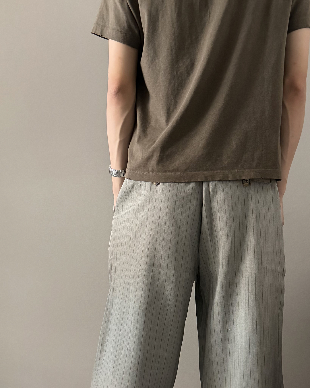 レトロカジュアルストライプクロップドパンツ
YQ0081