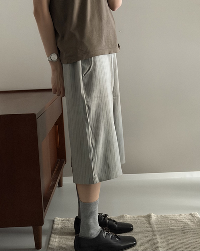 レトロカジュアルストライプクロップドパンツ
YQ0081