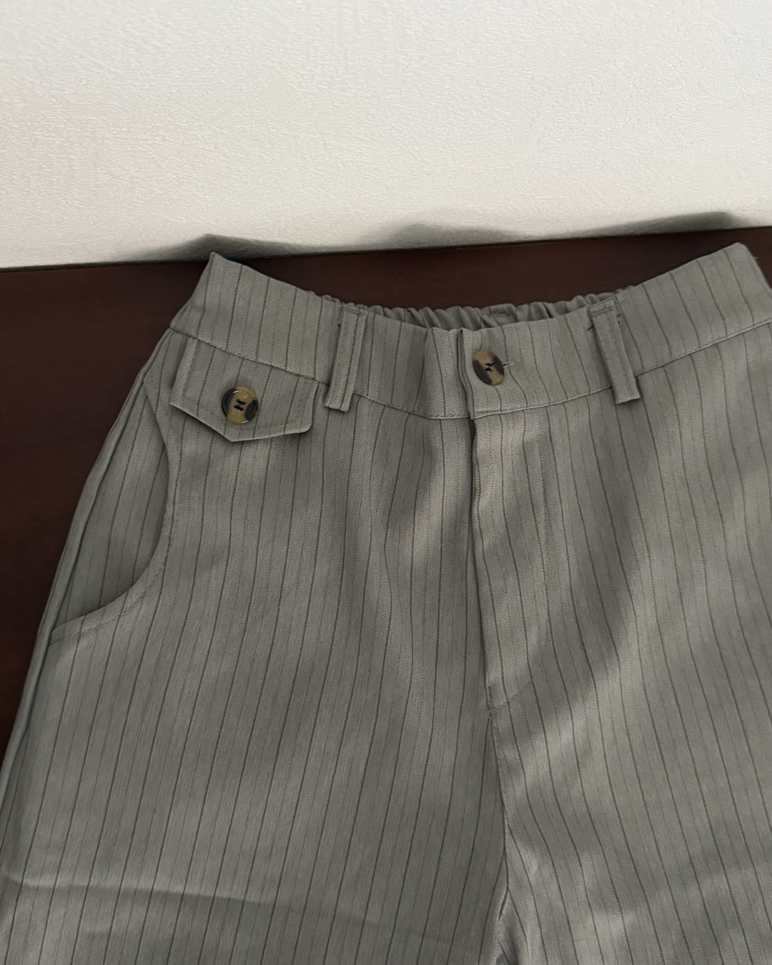 レトロカジュアルストライプクロップドパンツ
YQ0081