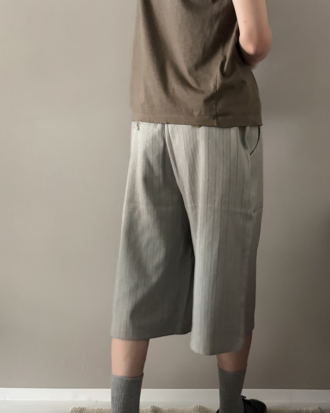 レトロカジュアルストライプクロップドパンツ
YQ0081