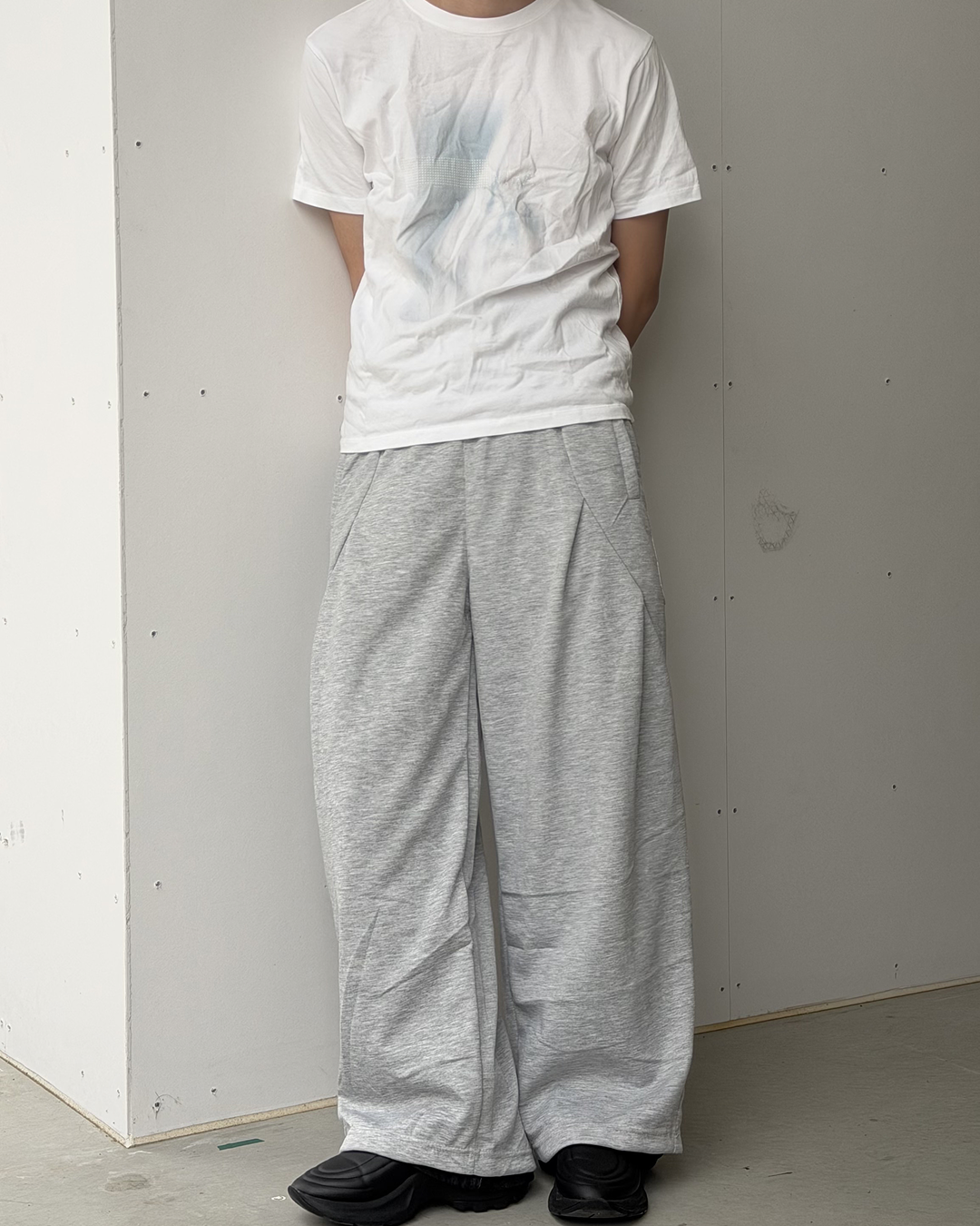 ストラクチャードカットスウェットパンツ YQ0125