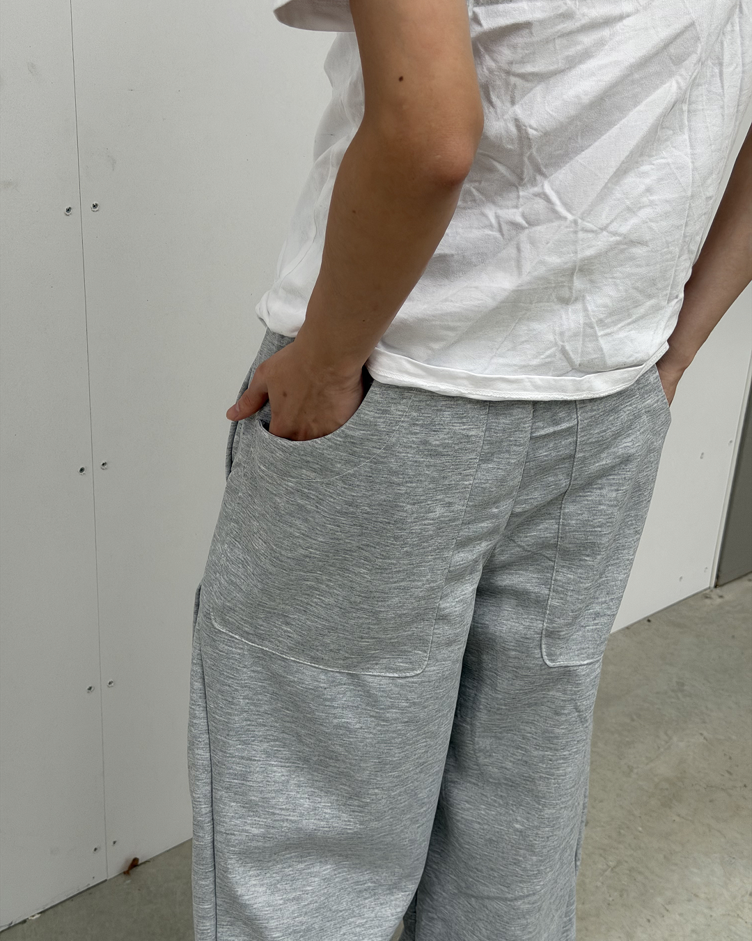 ストラクチャードカットスウェットパンツ YQ0125