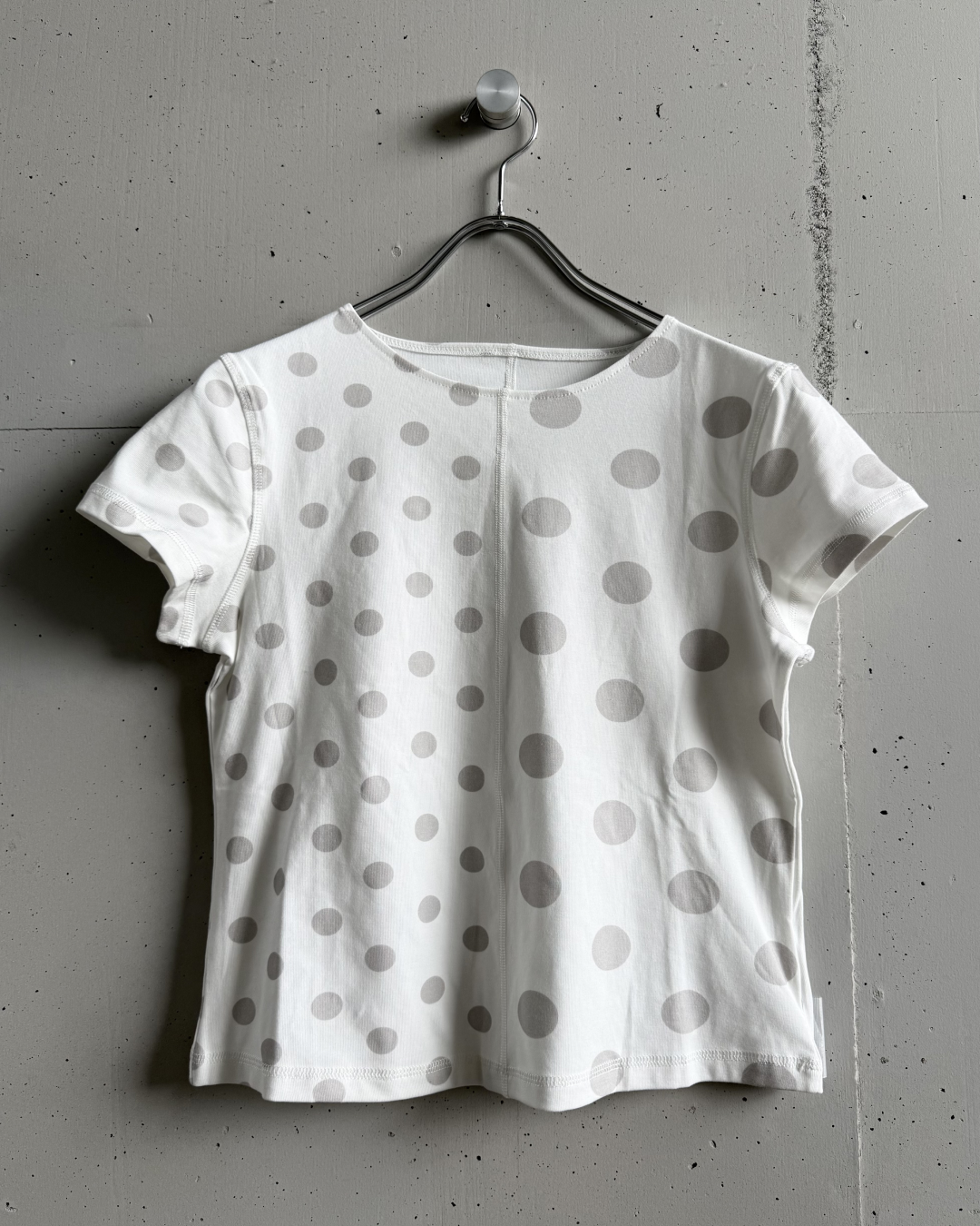 アシンメトリードットプリントTシャツ
YS0169