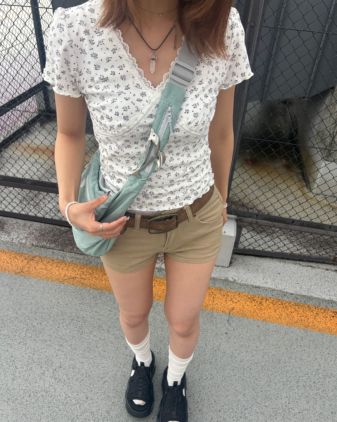 ローライズショートパンツ ZA0023