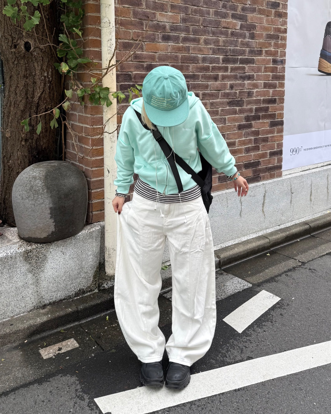 ボリュームカーブワイドパンツ KC0396